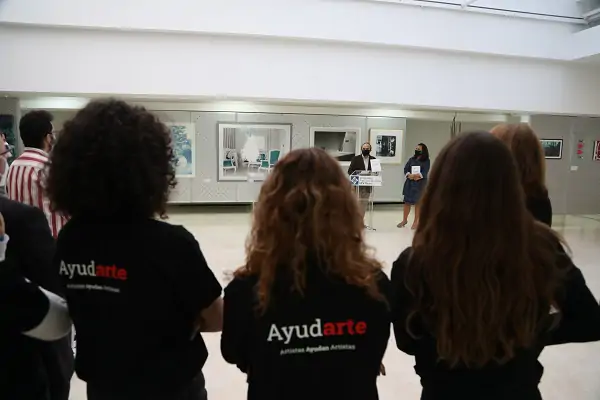 Subasta benéfica de arte a favor de los alumnos afectados por la COVID-19 en la Universidad Francisco de Vitoria