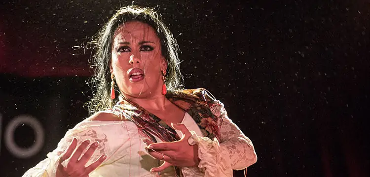 Belén López lleva al Teatro Real un flamenco que «pellizca el alma»