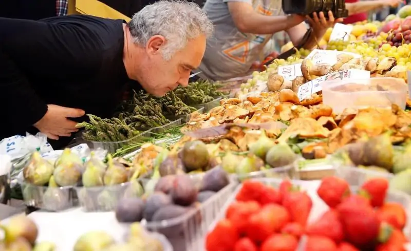 Ferrán Adrià apuesta por un plan estratégico nacional para la hostelería