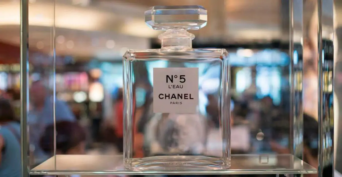 Chanel celebra el centenario del mítico perfume con el que dormía Marilyn