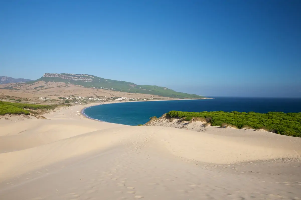 Bolonia, el encuentro con una playa virgen