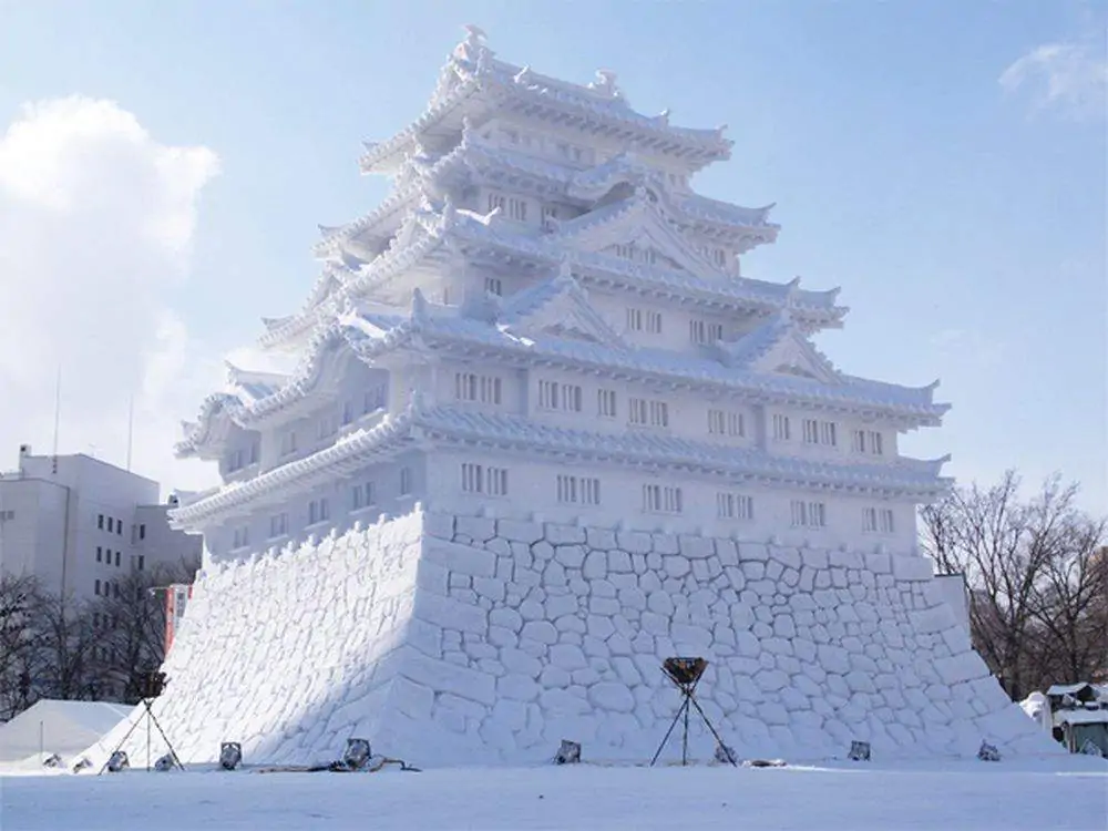 Sapporo celebra su icónico festival de la nieve