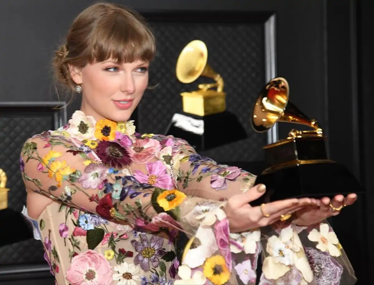 Taylor Swift fue la artista que más dinero generó en EE.UU. durante 2020