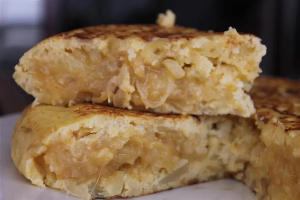 La tortilla de patatas, un icono gastronómico con puntos para todos los gustos