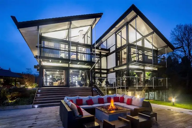 Antonio Banderas pone a la venta su casa prefabricada de lujo