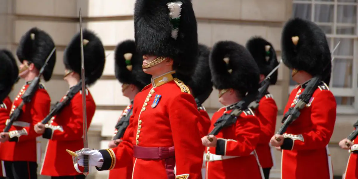 El cambio de guardia regresa al palacio de Buckingham