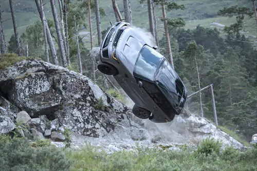 El Range Rover Sport SVR: «Sin tiempo para morir»