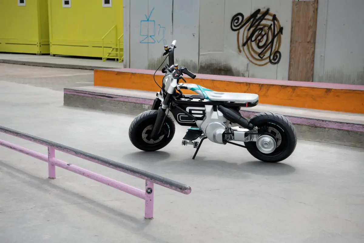 BMW Motorrad presenta un prototipo de moto eléctrica urbana