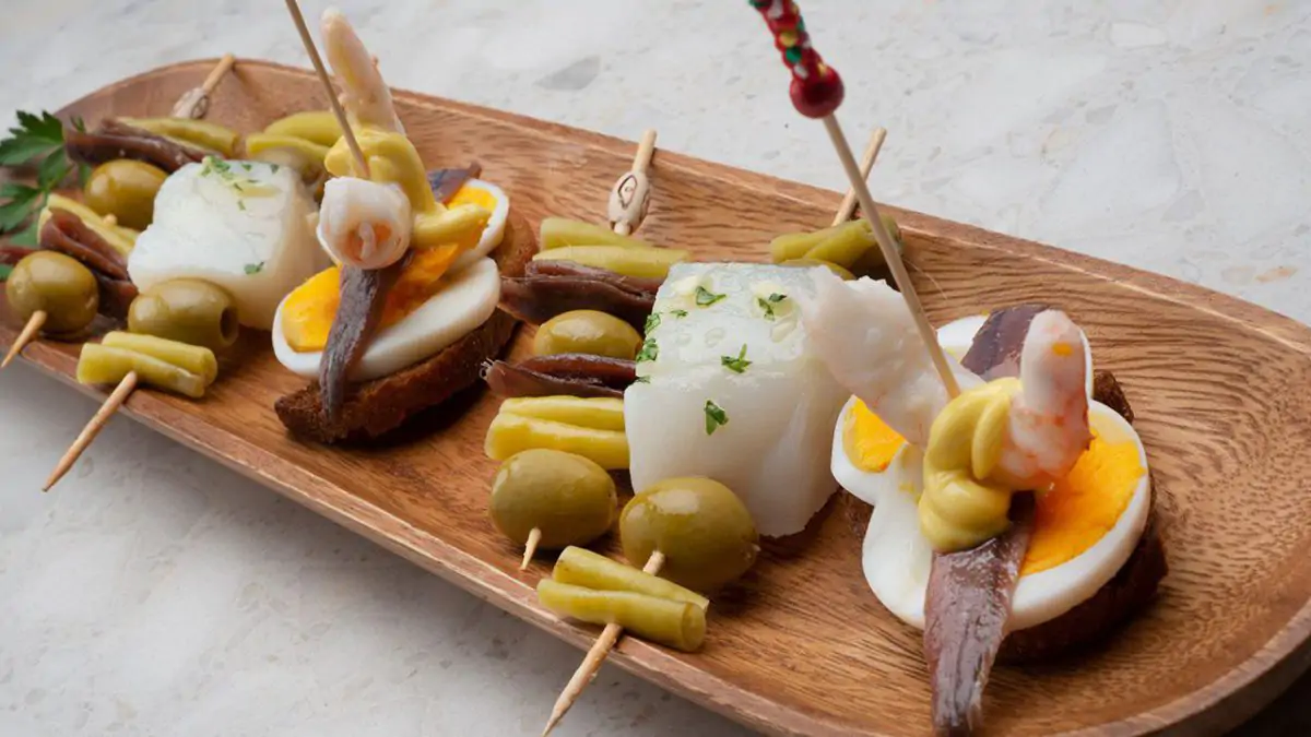 Pintxos, Banderillas y Cocina en Miniatura