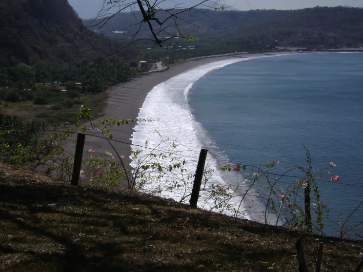 La cotizada Nyesa reactiva Finca La Playa