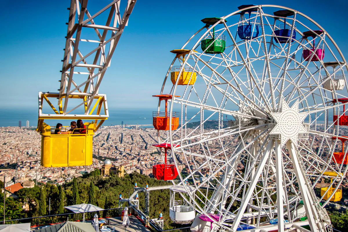 El Tibidabo, el parque de atracciones más antiguo de España, cumple 120 años