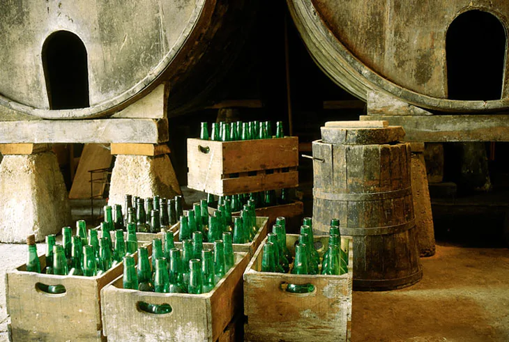 La cultura milenaria en torno a un vaso de sidra