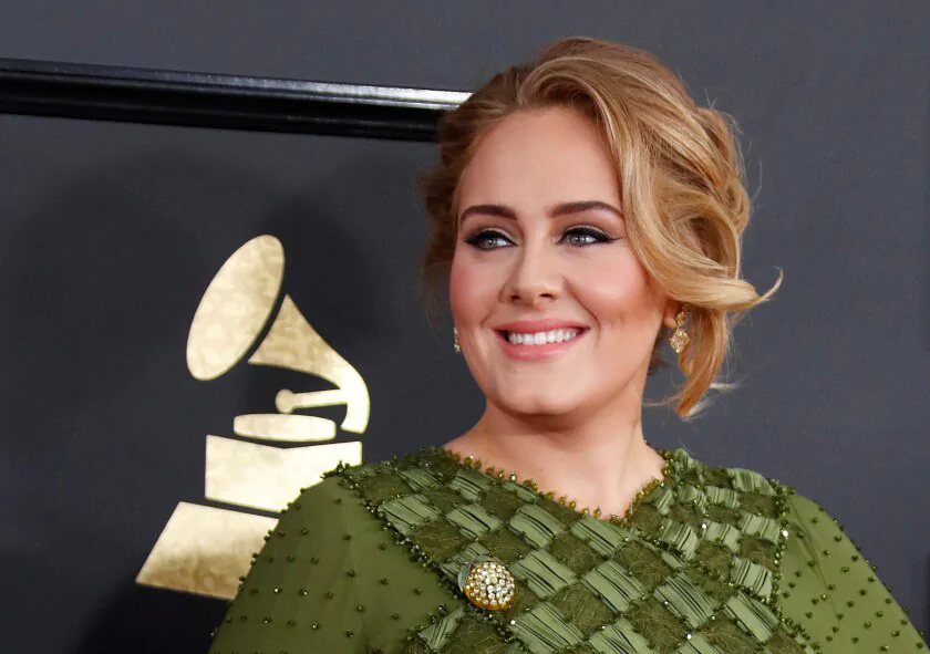 Adele pospone indefinidamente su espectáculo en Las Vegas