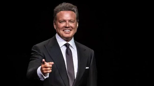 Luis Miguel celebra sus 40 años de trayectoria