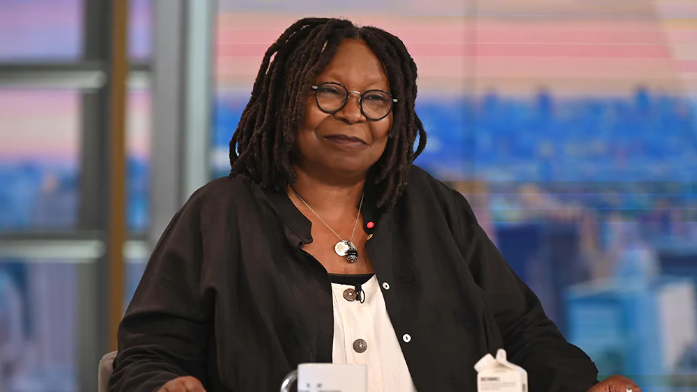 Whoopi Goldberg suspendida de presentadora por un comentario sobre el Holocausto