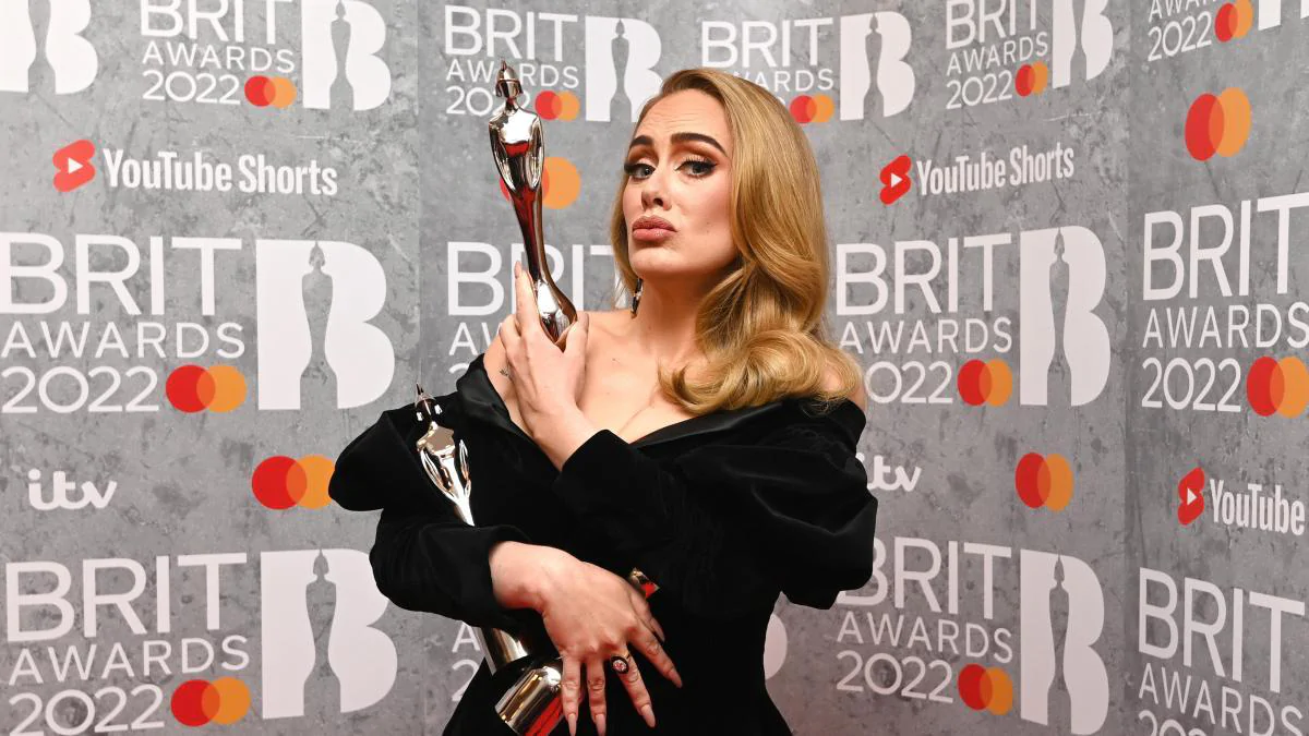 Adele flota en los Brit