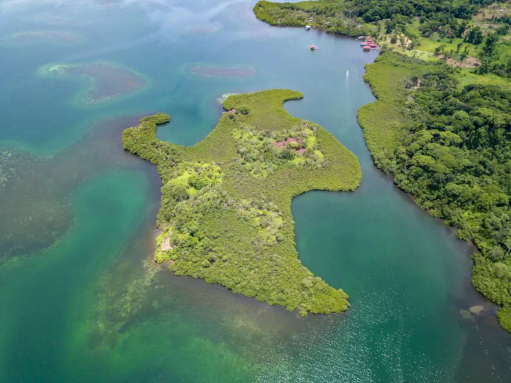 Una isla en Panamá para construir la casa de tus sueños