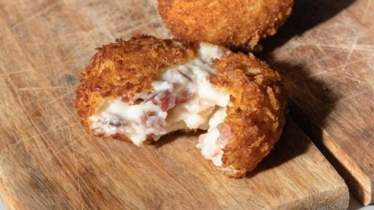 La croqueta «Campeona de campeones» se cocina en Santerra