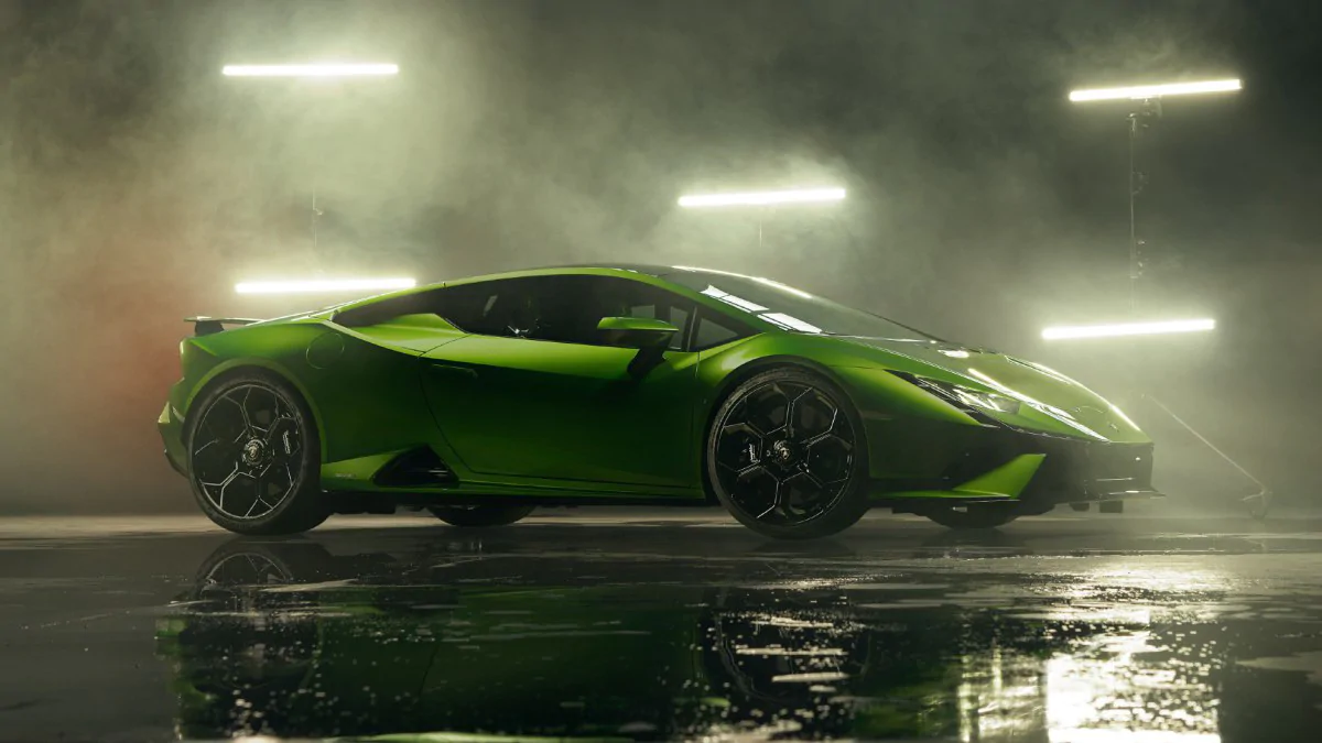 Lamborghini muestra el nuevo Huracán Tecnica, con hasta 640 caballos