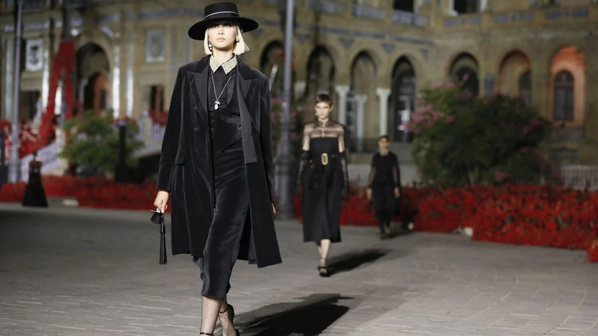 Sevilla se viste de Dior