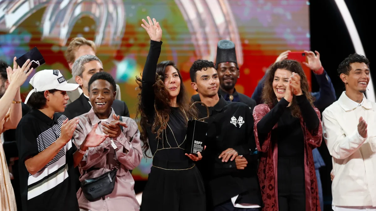 ‘Los reyes del mundo’ gana la Concha de Oro de San Sebastián