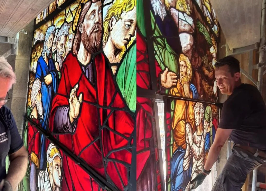 La Catedral de Sevilla termina de colocar esta semana las dos vidrieras de Arnao de Flandes restauradas