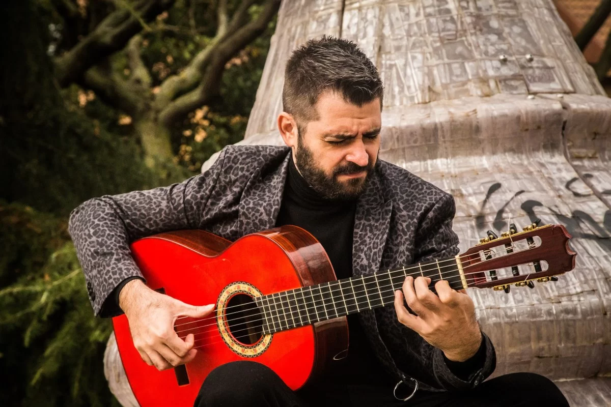 El guitarrista José Almarcha, presenta su tercer álbum, el 20 de marzo, en la madrileña sala Galileo-Galilei