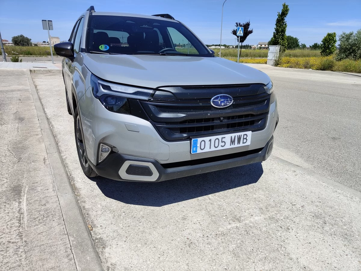 Nuevo Subaru Forester híbrido: un SUV amplio, eficiente, dinámico y muy agradable de conducir