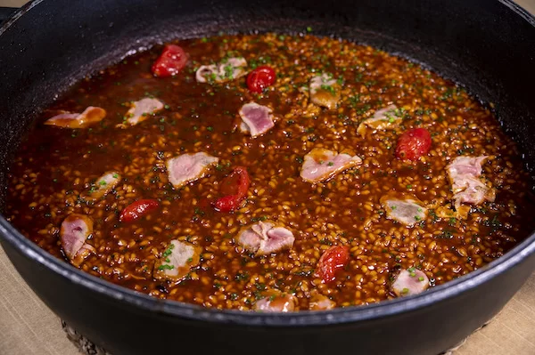 Llegan las jornadas de arroz para saborear el buen tiempo en el Club de Tiro Madrid