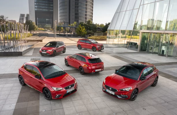 SEAT lanza las nuevas ediciones especiales “FR 75 Aniversario”