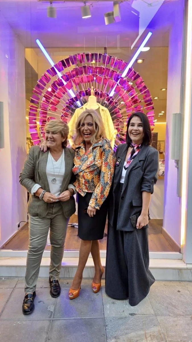 Lydia Lozano amadrina la inauguración de la tienda KOKER en Cartagena