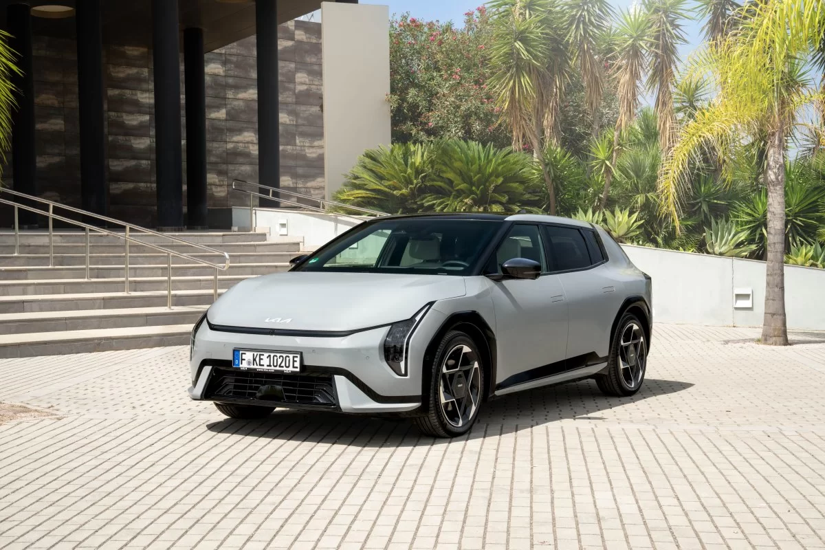 El KIA EV4 de cinco puertas, marca el inicio de la producción de vehículos eléctricos de la marca en Europa, para Europa