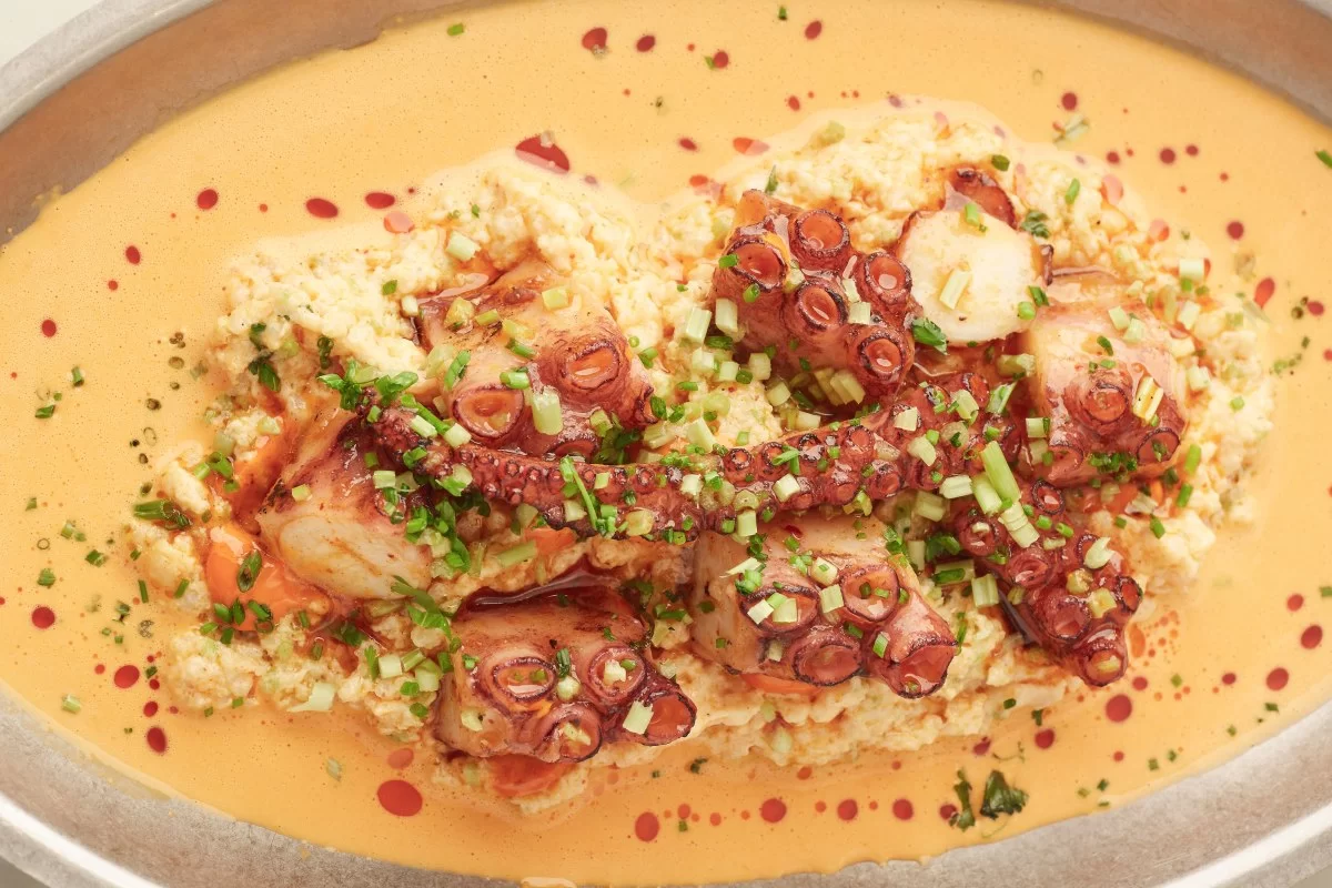 Sabores de Georgia en versión contemporánea: así es la nueva carta de Persimmon’s