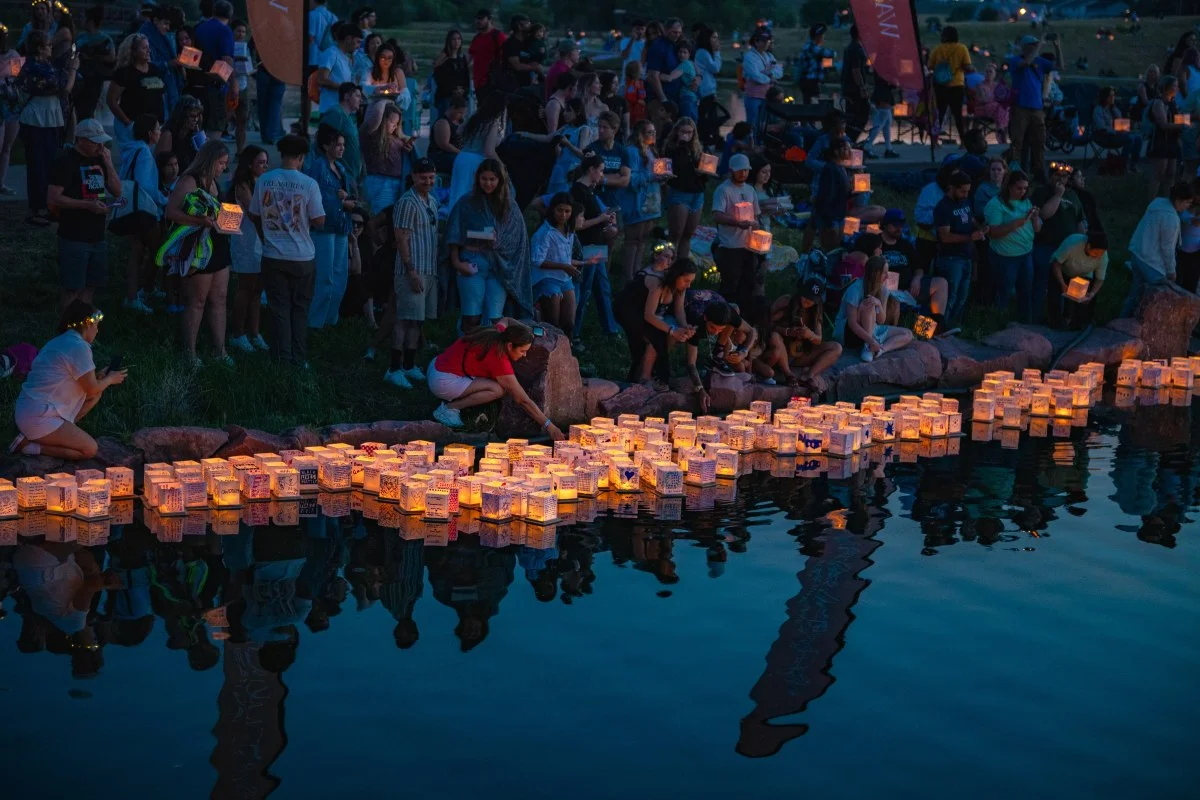 Madrid se prepara para una noche de luz: el Water Lantern Festival llega por primera vez a la capital